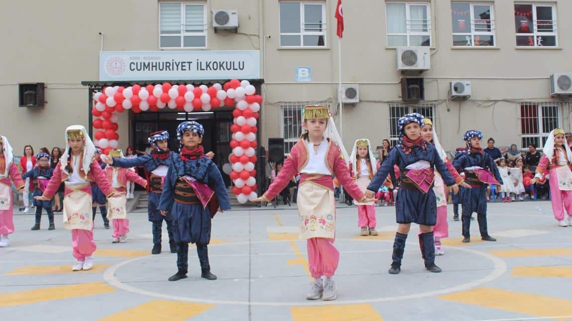 23 Nisan Ulusal Egemenlik ve Çocuk Bayramı Kutlamaları Coşkuyla Gerçekleştirildi
